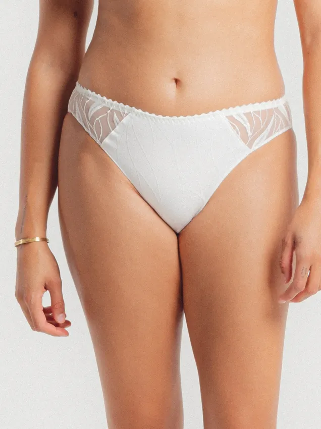 Трусы-слип Louisa Bracq Julia 477 30 WHT Трусы-слип Louisa Bracq Julia 477 30 WHT